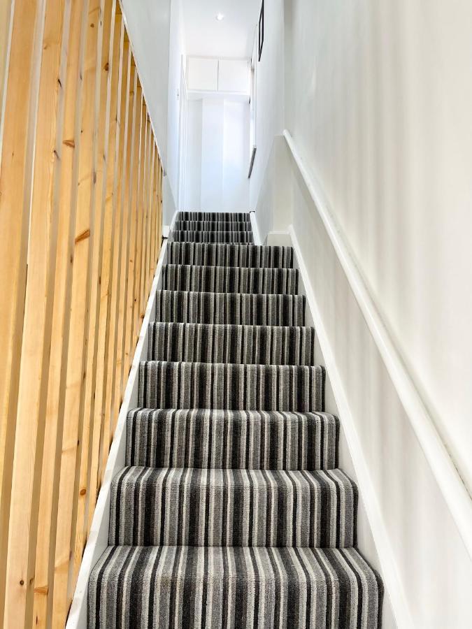 Lovely 4 Bed Apartment Perfect For Families! London Exterior photo